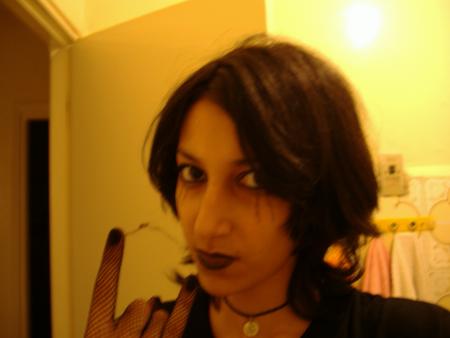 houda elle aussi gothic http://rockeuse-goth.vip-blog.com
